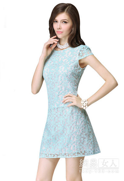 2013春夏蕾丝连衣裙 凸显夏日风情