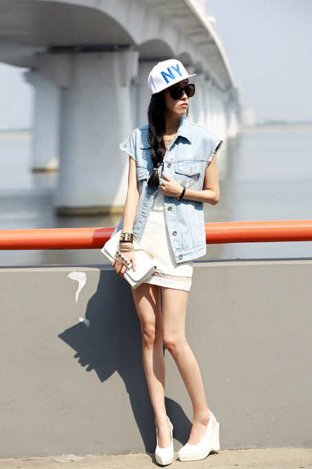 杭州潮女街拍 简约的夏季格调