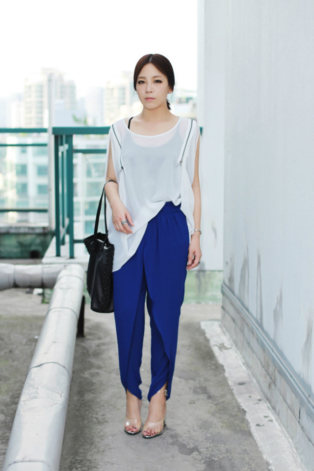 杭州潮女街拍 简约的夏季格调