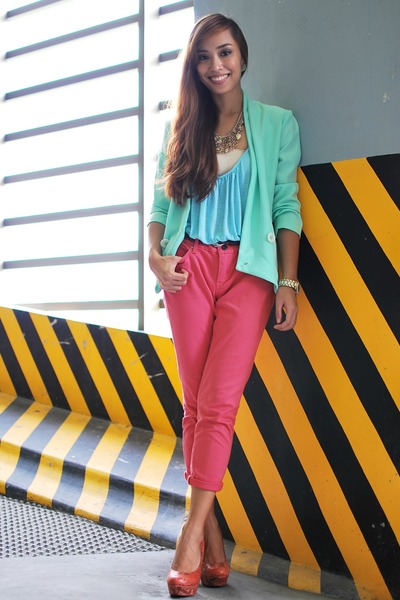 欧美街拍 看潮女高街风格出行