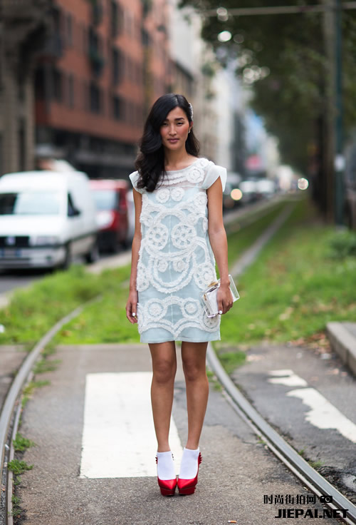欧美潮人街拍 初夏衣服各有特色