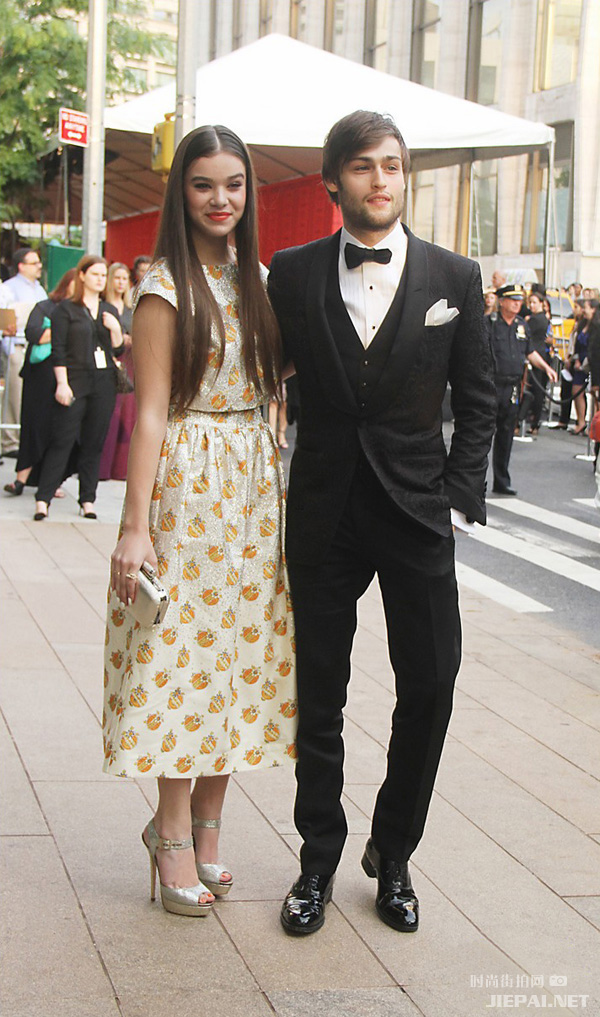 街拍欧美明星生活中的时尚搭配