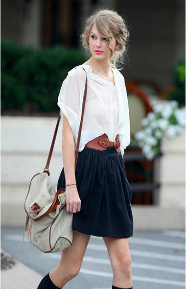 欧美潮女街拍 个个都有范儿