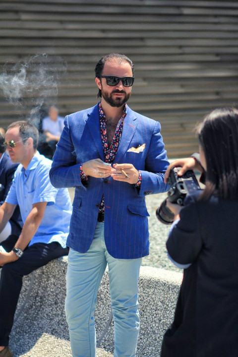 看2013时装周上型男蓝色风暴