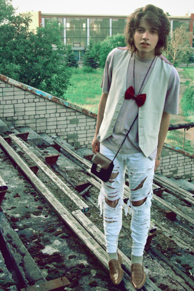 街拍欧美型男钟爱干净简约纯色T