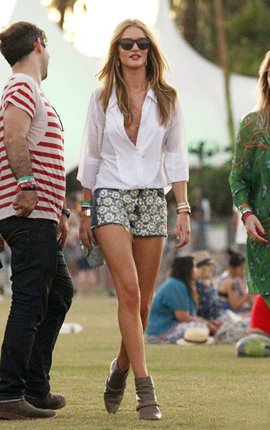 欧美潮女街拍 个个都有范儿