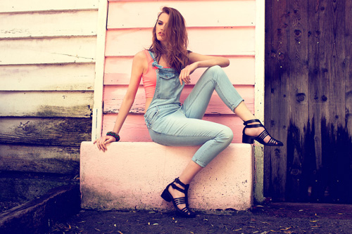 跳跃的色彩。Stradivarius 2013 LookBook