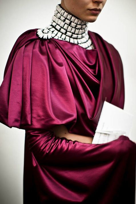 Maison Martin Margiela:超现实与前卫的美学