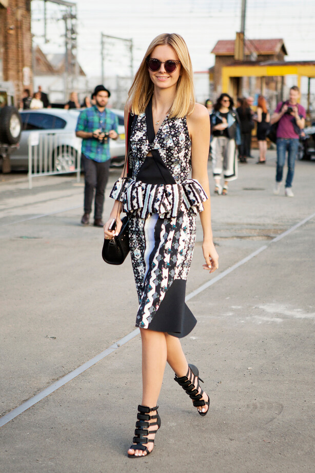 欧美街拍 看潮女夏季穿衣华丽别致