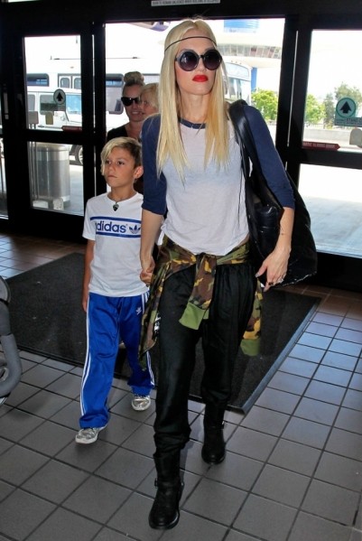 欧美明星街拍 新鲜活力早秋装扮各有风格