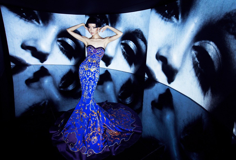 超模杜鹃从《合伙人》转身的风格影星