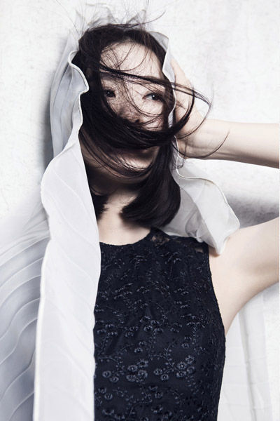 收视女王刘诗诗 造型百变气场十足