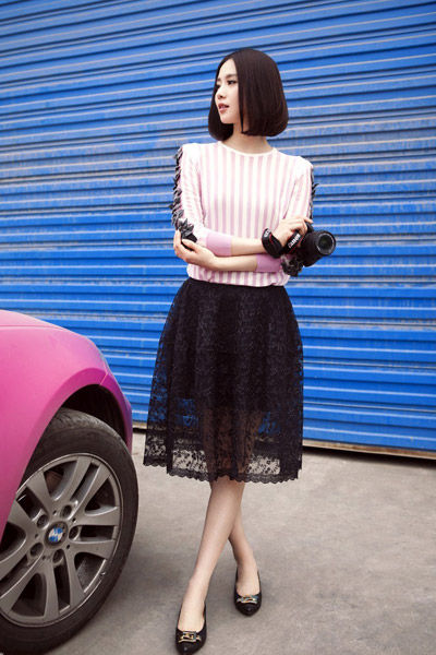 收视女王刘诗诗 造型百变气场十足