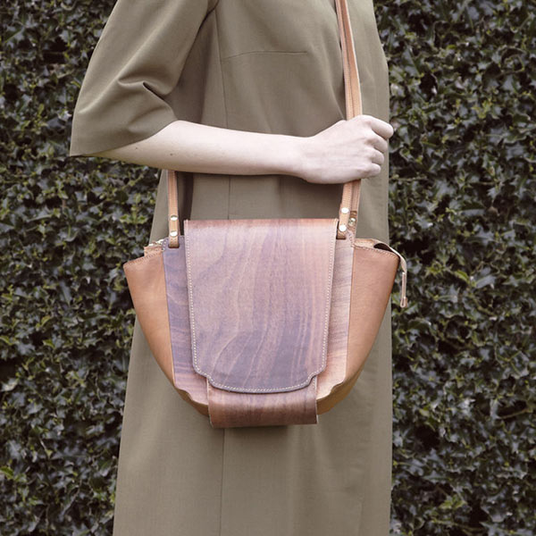 木纹的天然美，来自伦敦Satal 36的2013秋季皮包系列