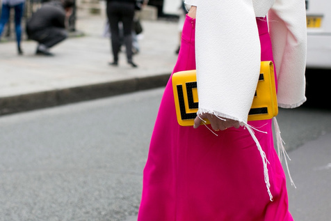 Bags & Clutches Street Style Roundup From Paris