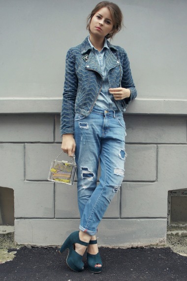 俄罗斯潮女街拍 唯美浪漫的时尚风采