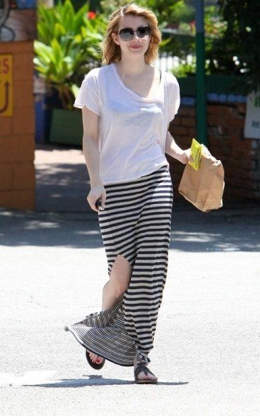 Emma Roberts 演绎娇小女生穿衣示范