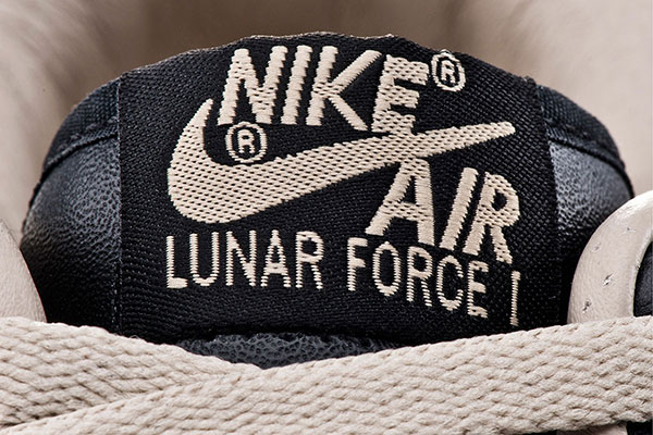 Nike 再度推出 “fragment design X Nike Lunar Force 1” 鳄鱼纹系列鞋款