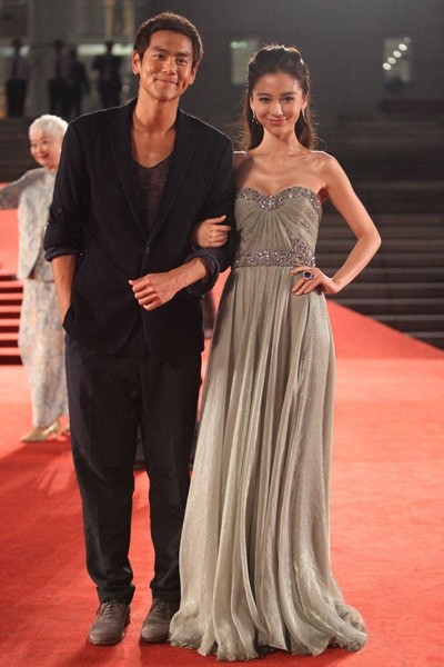 Angelababy长裙造型盘点 看女神时尚衣品晋级记