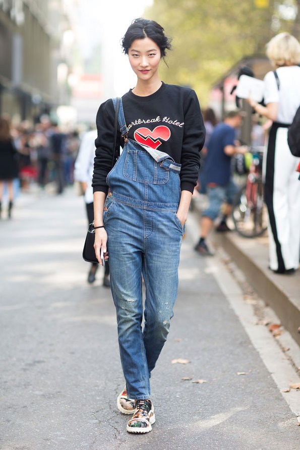 时装周场外潮人街拍 都是不精彩不出街星人