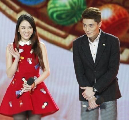 陈乔恩杨幂爱印花 女星的那些印花连衣裙搭配