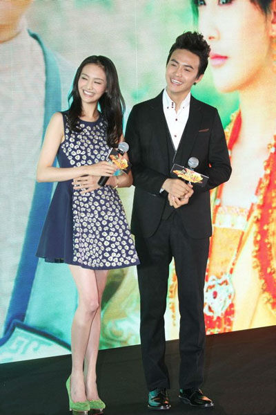 陈乔恩杨幂爱印花 女星的那些印花连衣裙搭配