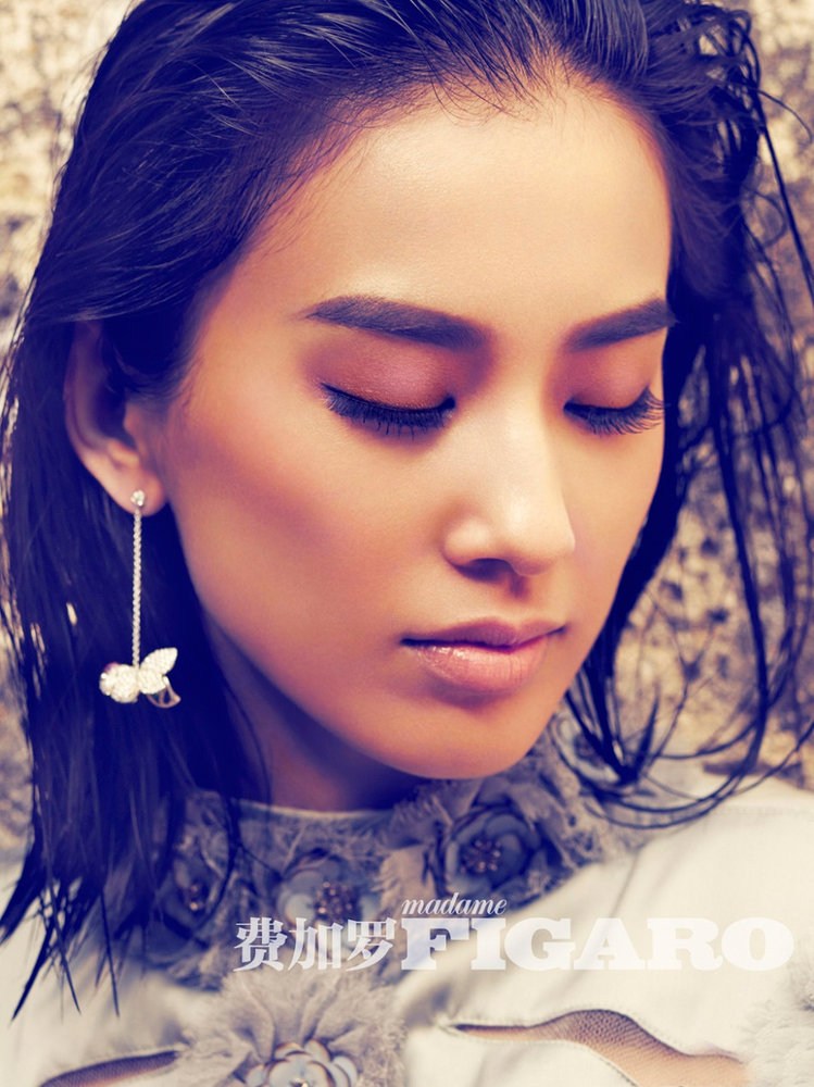 黄圣依费加罗写真 优雅高贵展现万种风情