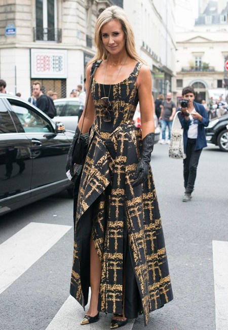 裙角飞扬浪漫今秋 巴黎街头潮人裙装街拍