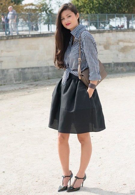 裙角飞扬浪漫今秋 巴黎街头潮人裙装街拍