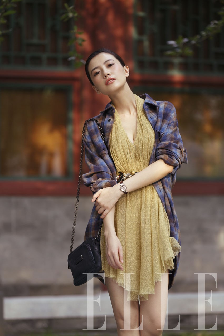 高圆圆登ELLE封面 中法三地演绎初冬都市风