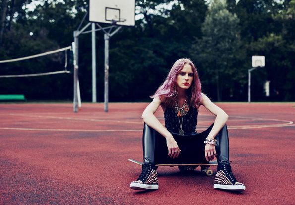 运动风时装大片 看模特们的运动时尚范儿