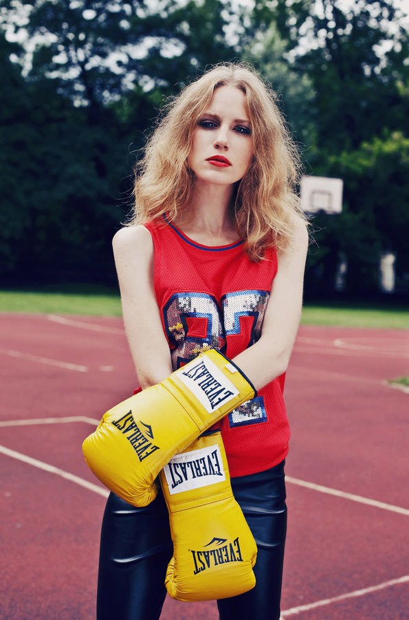 运动风时装大片 看模特们的运动时尚范儿