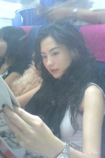 孙俪范冰冰 捕捉明星们的机场素颜瞬间