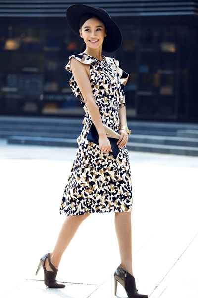 陈乔恩杨幂爱印花 女星的那些印花连衣裙搭配