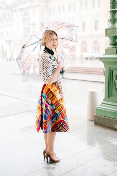 俄罗斯潮女街拍 时尚打扮优雅入秋