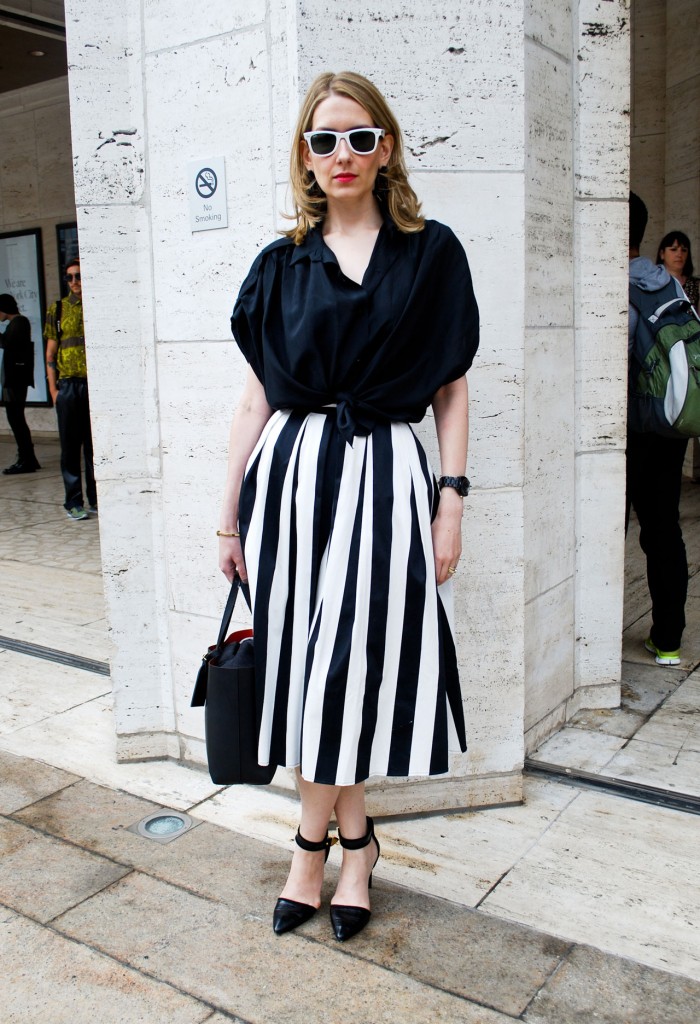 纽约潮女街拍 看初秋简约摩登风格