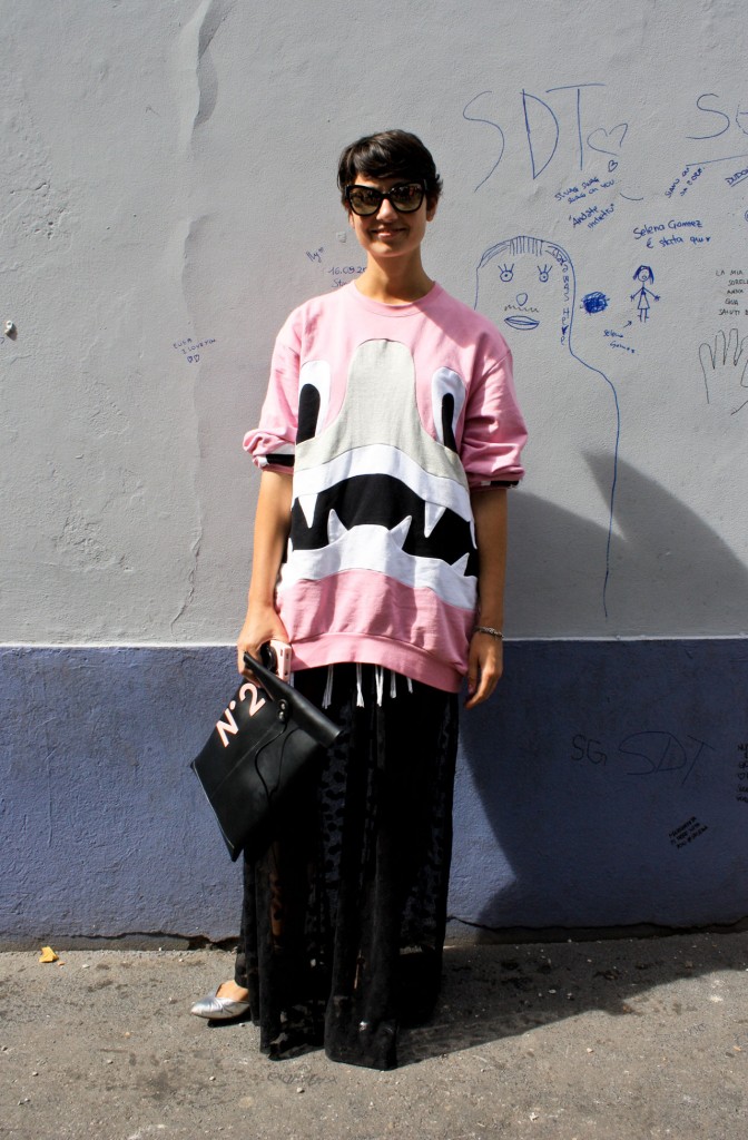 纽约潮女街拍 看初秋简约摩登风格