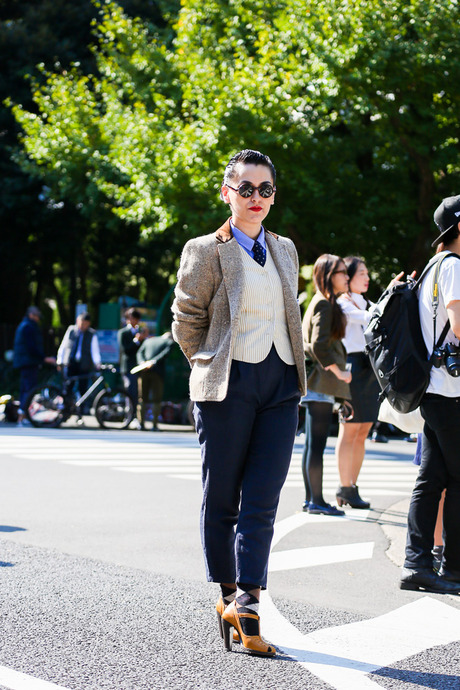 日本潮人时尚街拍 型男靓女们的街头风格演绎
