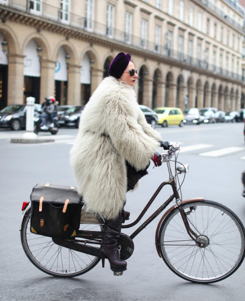 欧美潮人街拍 初冬大衣时尚搭配