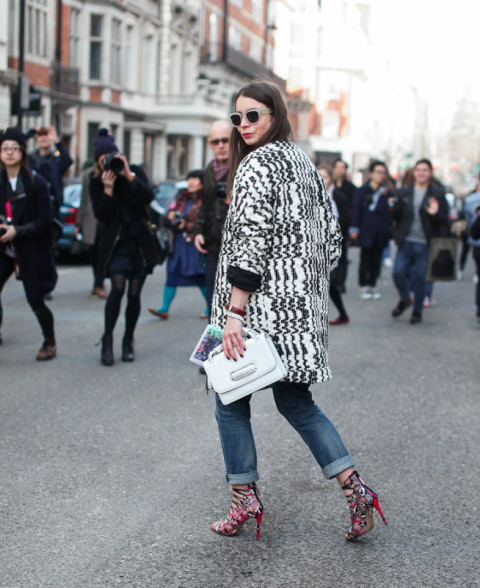 欧美潮人街拍 初冬大衣时尚搭配