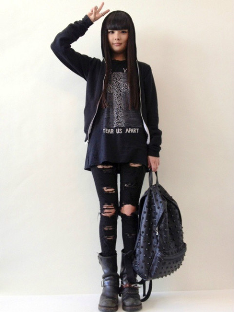 日本黑发少女模特秋本梢生活街拍精选