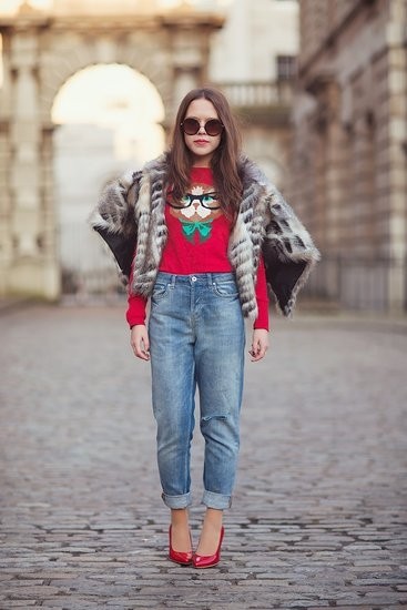 欧美潮人街拍 针织套头衫搭出运动感