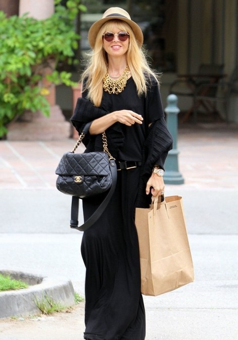 瑞秋•佐伊(Rachel Zoe)示范时尚穿衣法