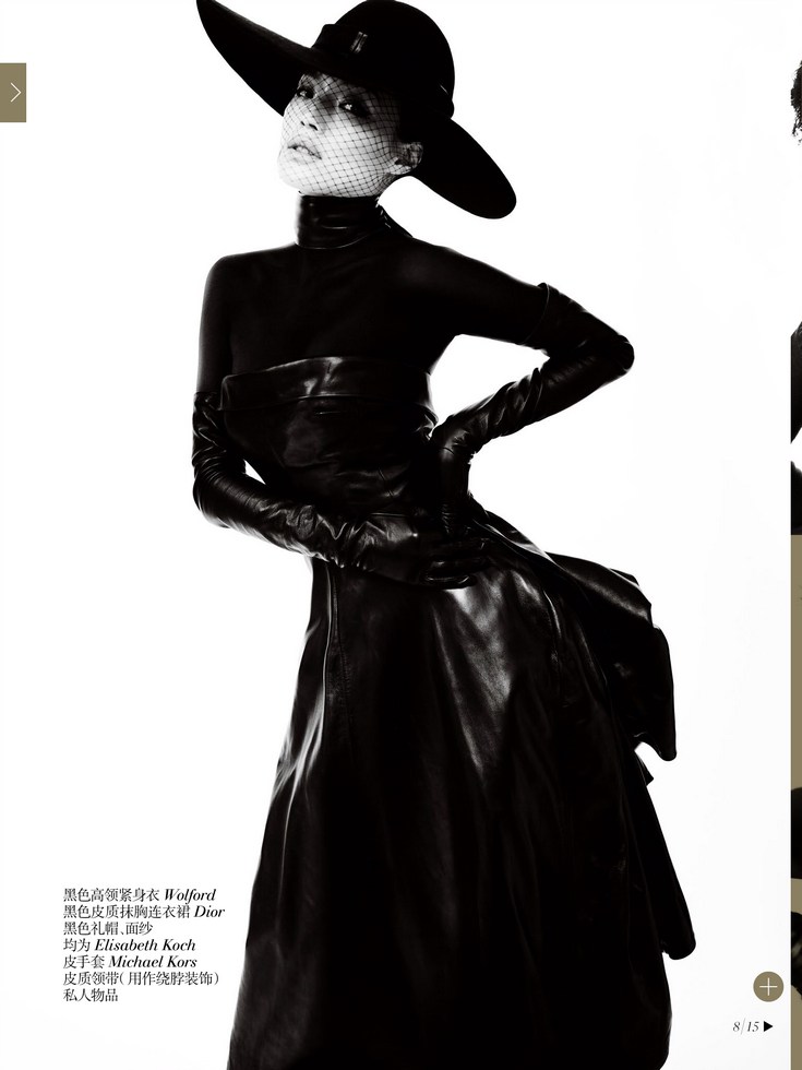 舒淇登VOGUE百期封面 黑色风暴重现赫本经典