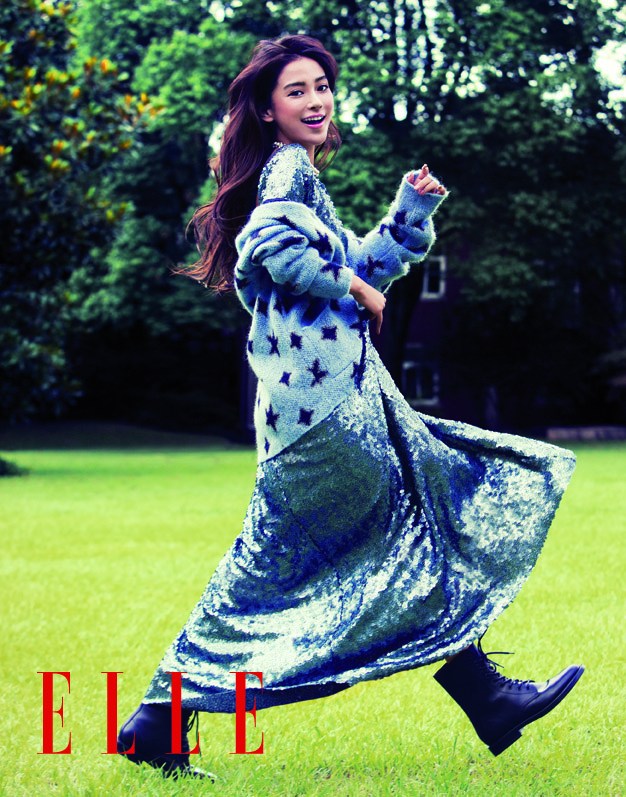 Angelababy登杂志封面 文艺女青年的双重生活