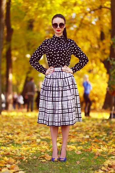 俄罗斯潮人初冬街拍 大衣外套围巾齐上阵