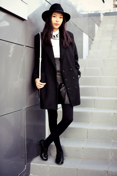 俄罗斯潮人初冬街拍 大衣外套围巾齐上阵