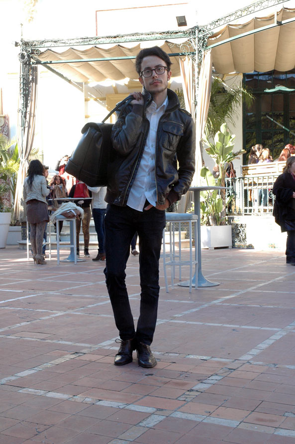 西班牙塞维亚型男街拍:鞋子搭出潮范儿