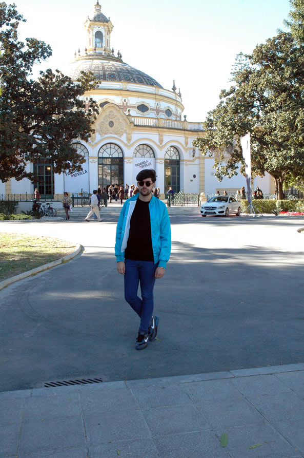 西班牙塞维亚型男街拍:鞋子搭出潮范儿