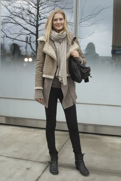 欧美潮人毛衣街拍 搭出个人魅力